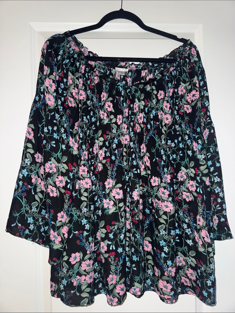 Spense Black Blouse with Pink, Blue & Green Floral Print Sz L in ECU